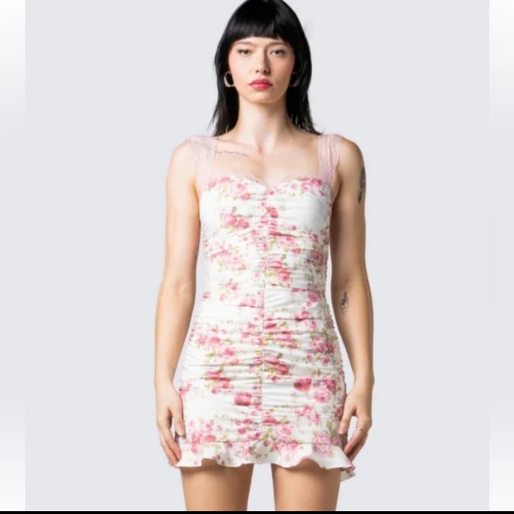 Finesse Benny White Floral‎ Mini Dress Size Small